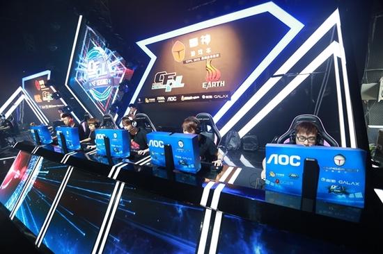 更是他们对 更是他们对