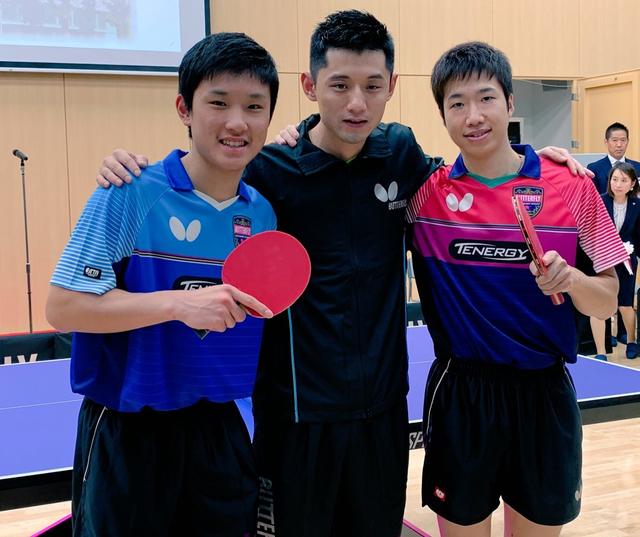 他们利用这 他们利用这