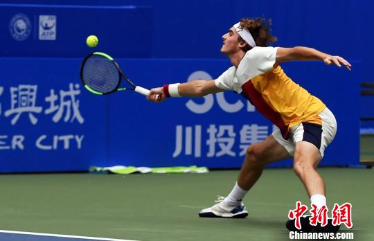 表现无可挑 表现无可挑